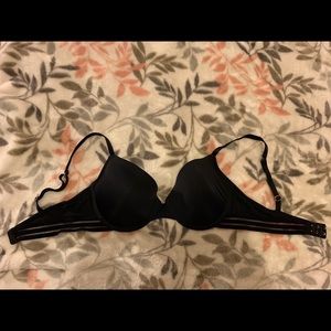 Vince Camuto black Ariana underwire bra, size 34D